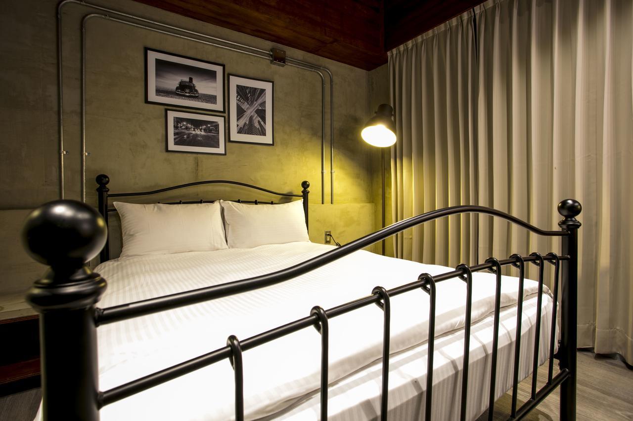Loft Hostel Fengjia Taichung Eksteriør bilde