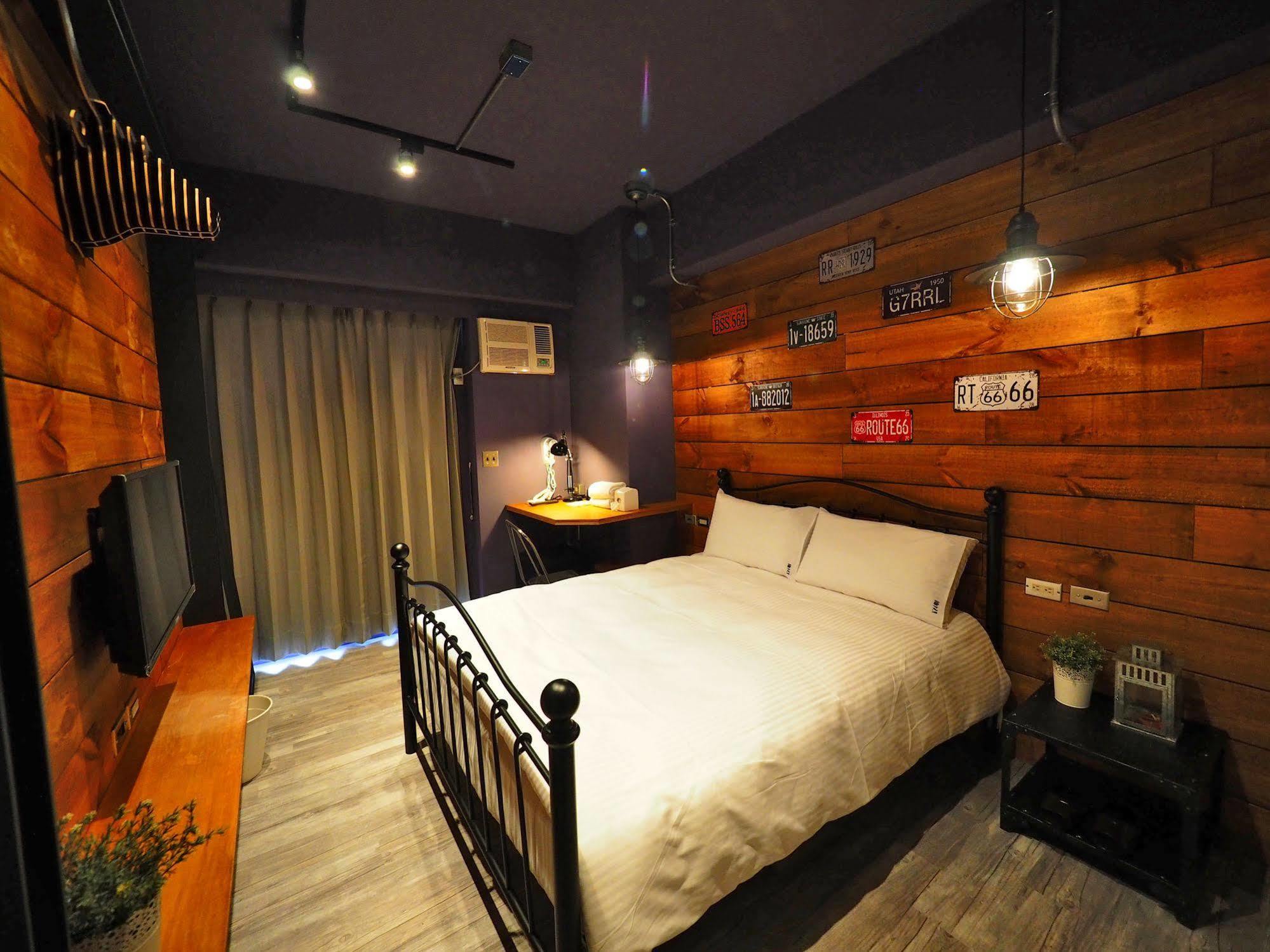 Loft Hostel Fengjia Taichung Eksteriør bilde