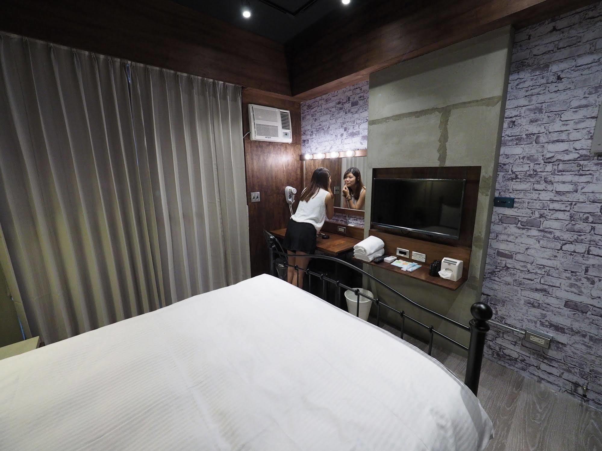 Loft Hostel Fengjia Taichung Eksteriør bilde