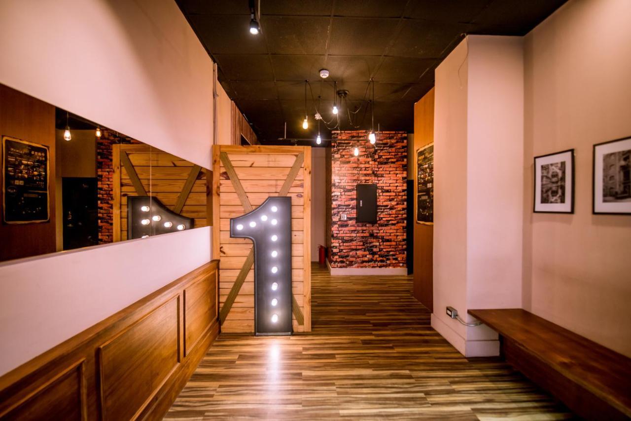 Loft Hostel Fengjia Taichung Eksteriør bilde